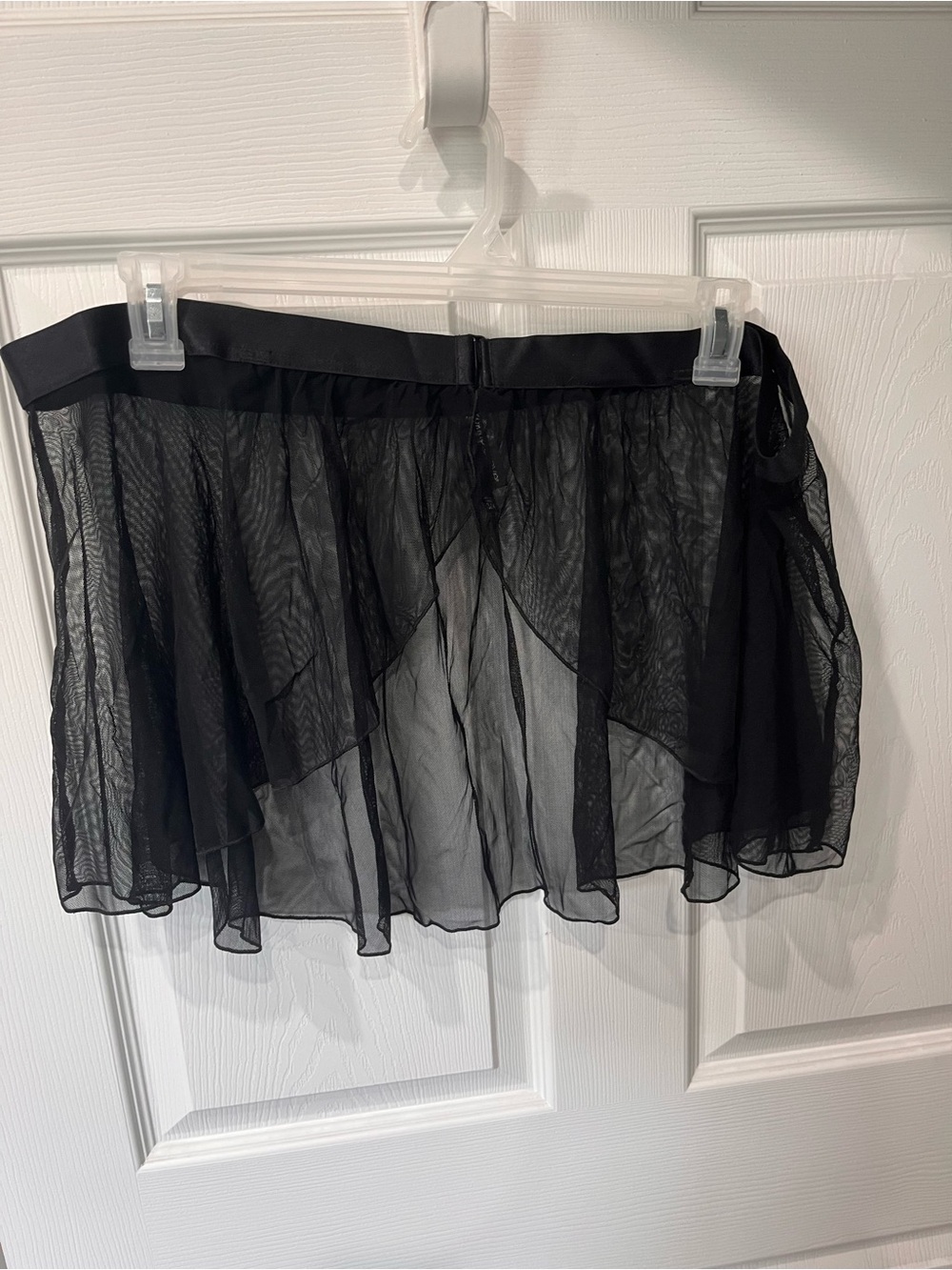 🍃torrid Black lingerie Skirt (size 3/4)